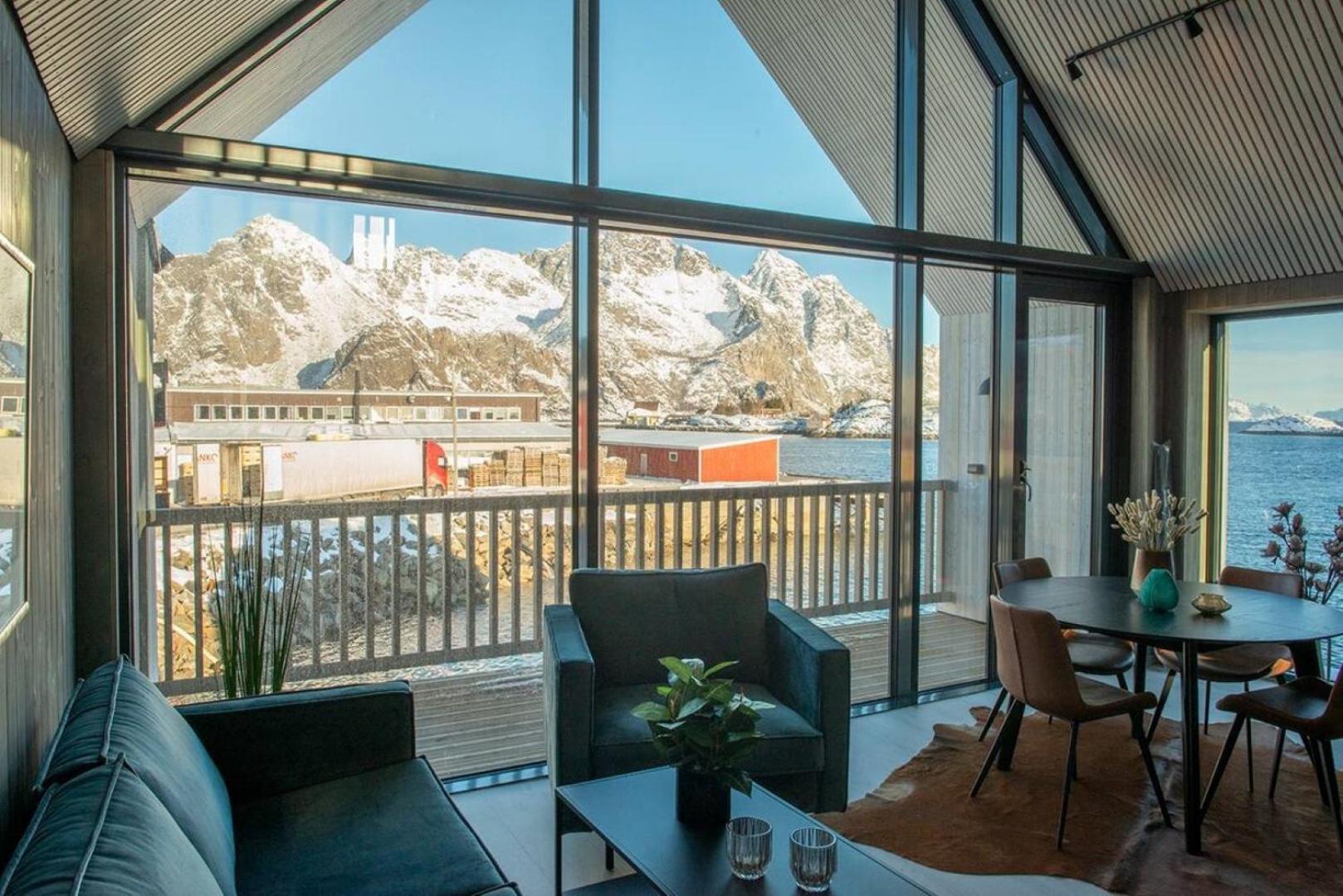 Ny Leilighet I Henningsvaer! Extérieur photo