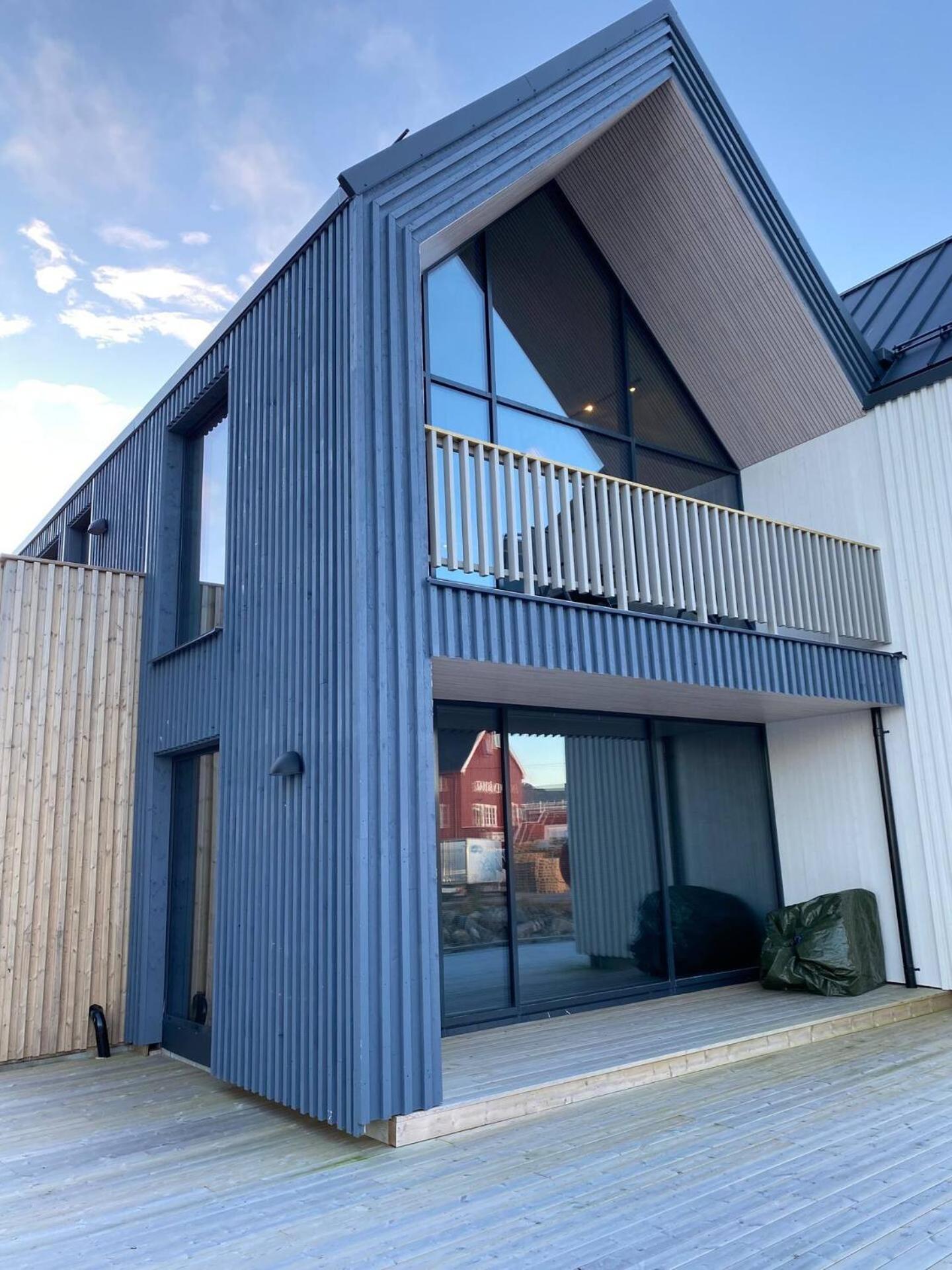 Ny Leilighet I Henningsvaer! Extérieur photo